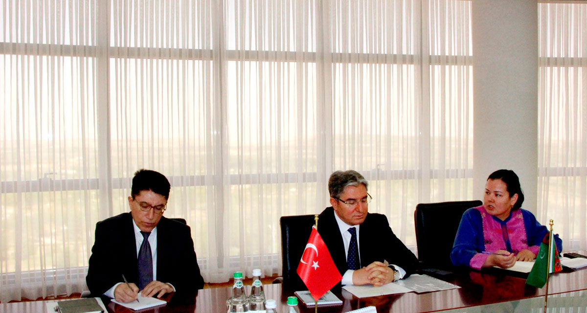 A meeting with the Ambassador of the Republic of Türkiye was held at the MFA of Turkmenistan