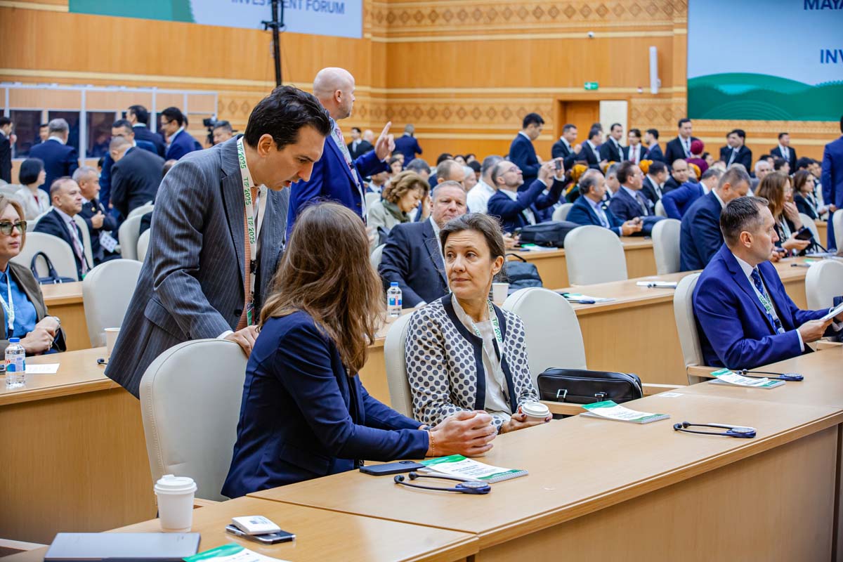 An International Forum is Underway in Avaza