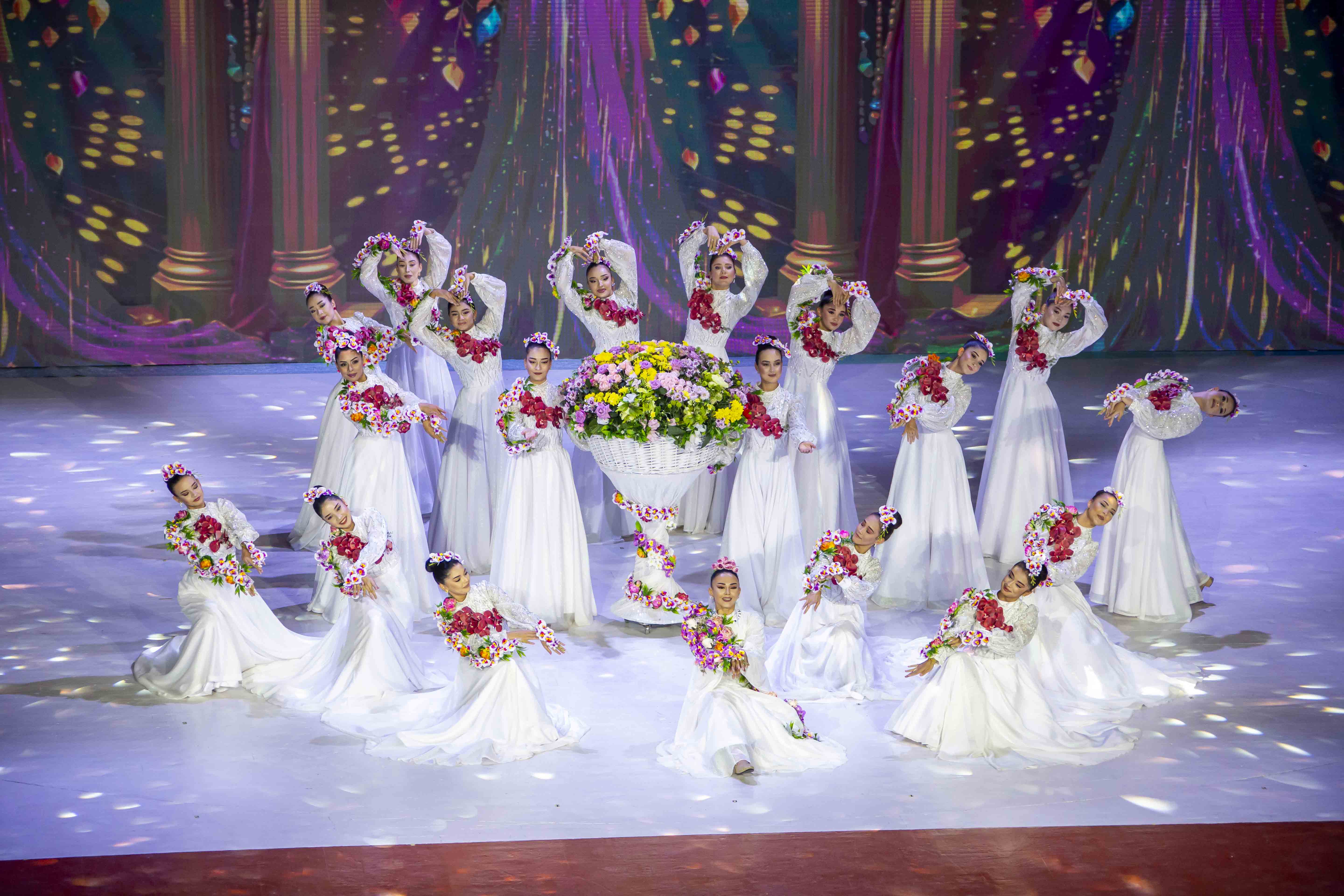 Во славу достижений независимой Отчизны