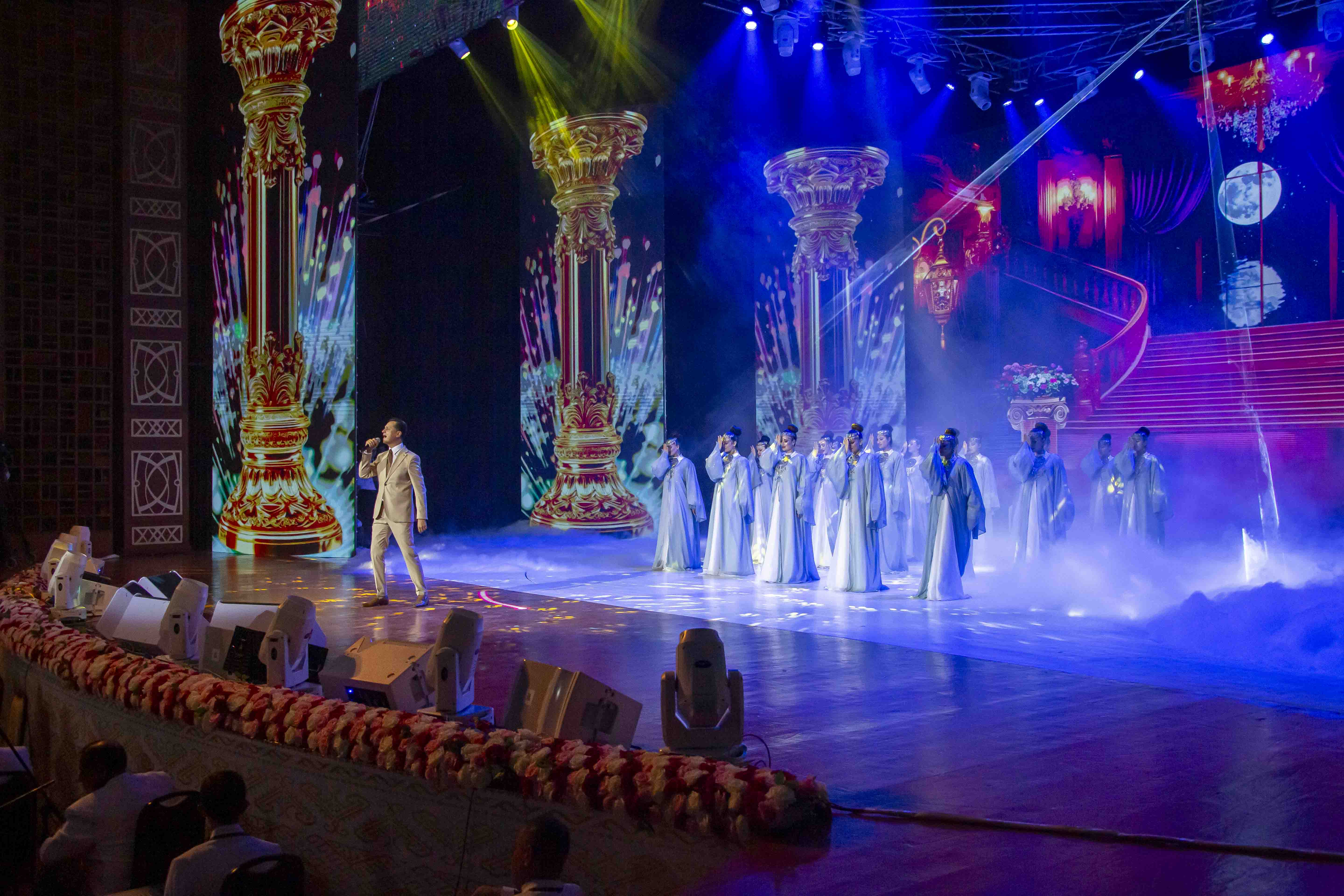 Во славу достижений независимой Отчизны