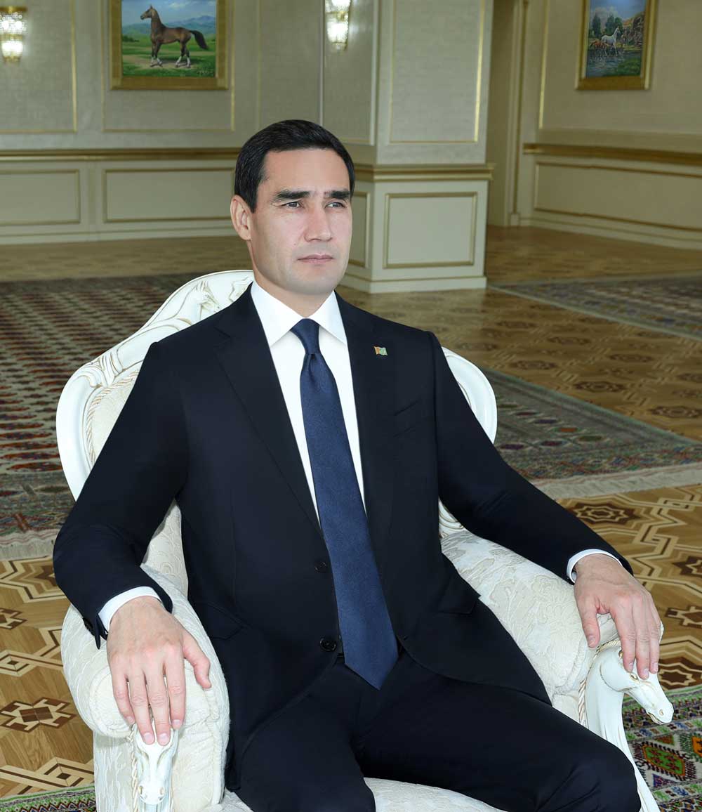 President Serdar Berdymuhamedov took part in festive events in the Ashgabat equestrian sports complex