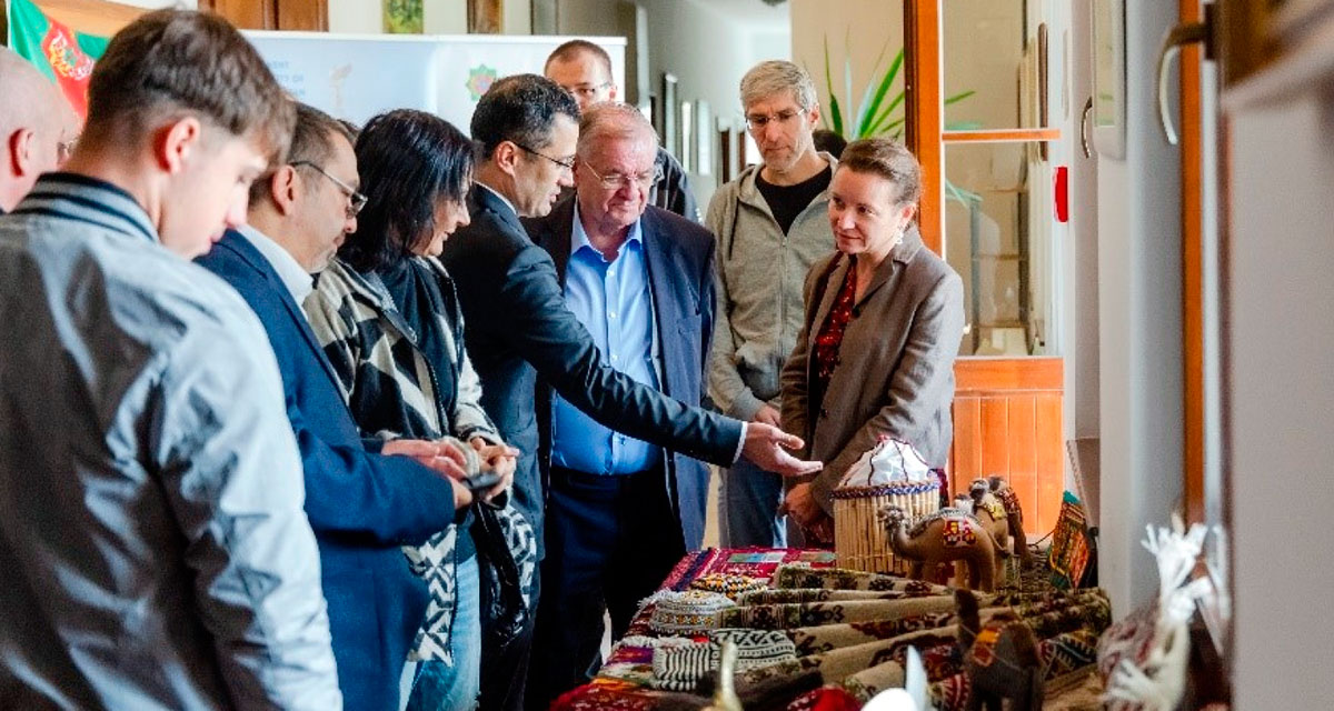 Events dedicated to the peaceful neutrality policy of Turkmenistan were held in Austria and Hungary