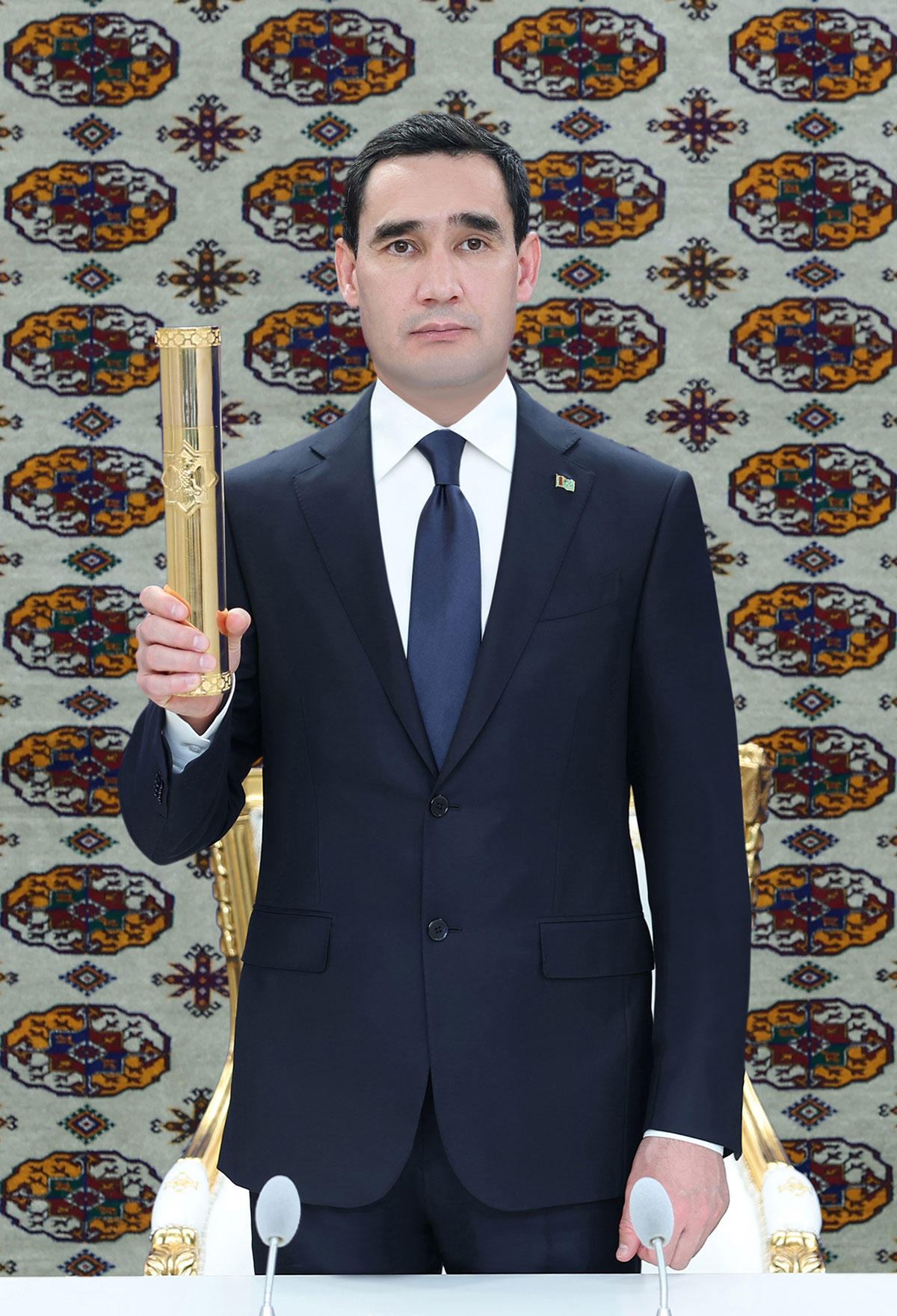 Президент Сердар Бердымухамедов принял участие  в церемонии закладки фундамента нового производственного объекта