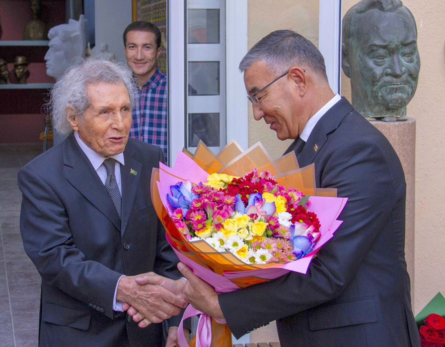 The gallery of Babasary Annamyradov welcomed its first visitors