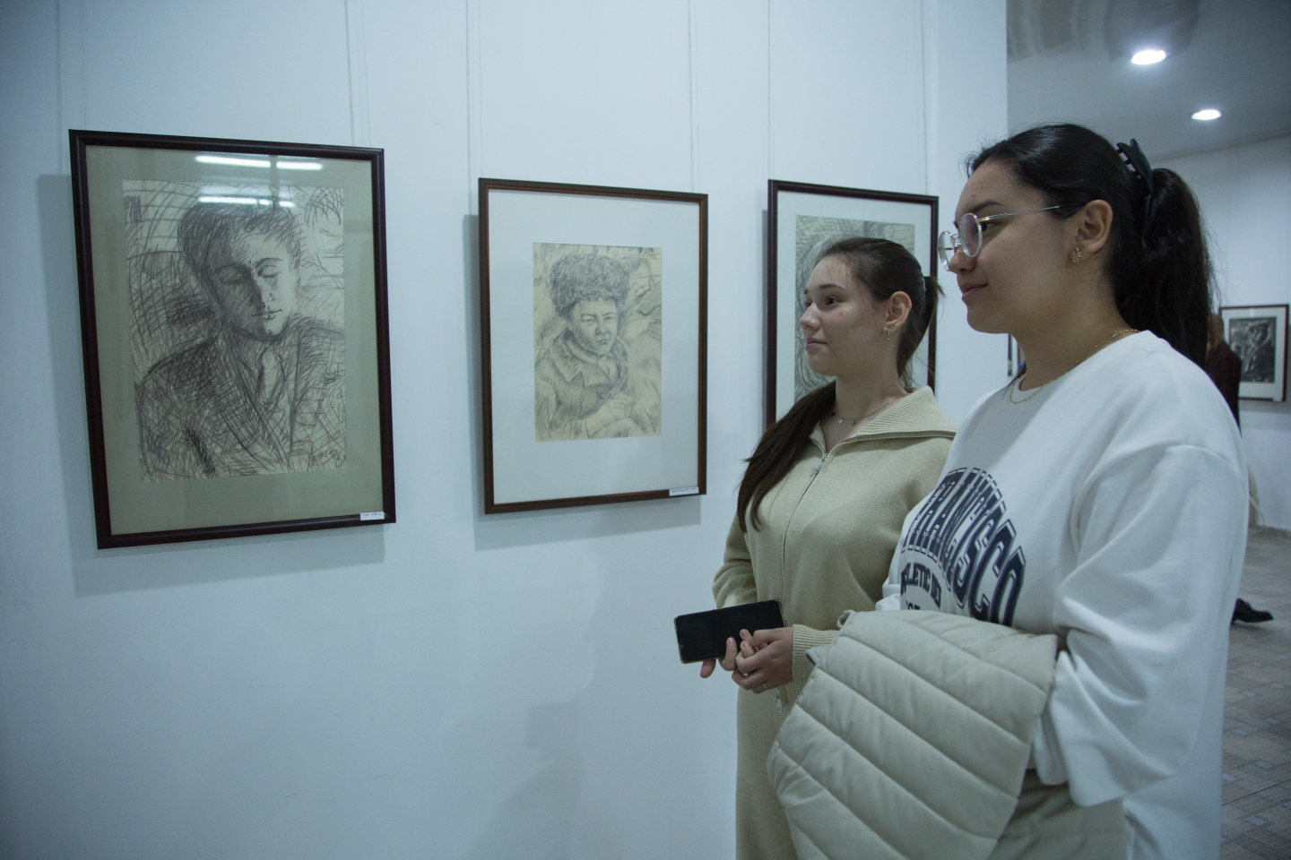 Hajy Atakdayev – a diverse yet consistently fascinating artist