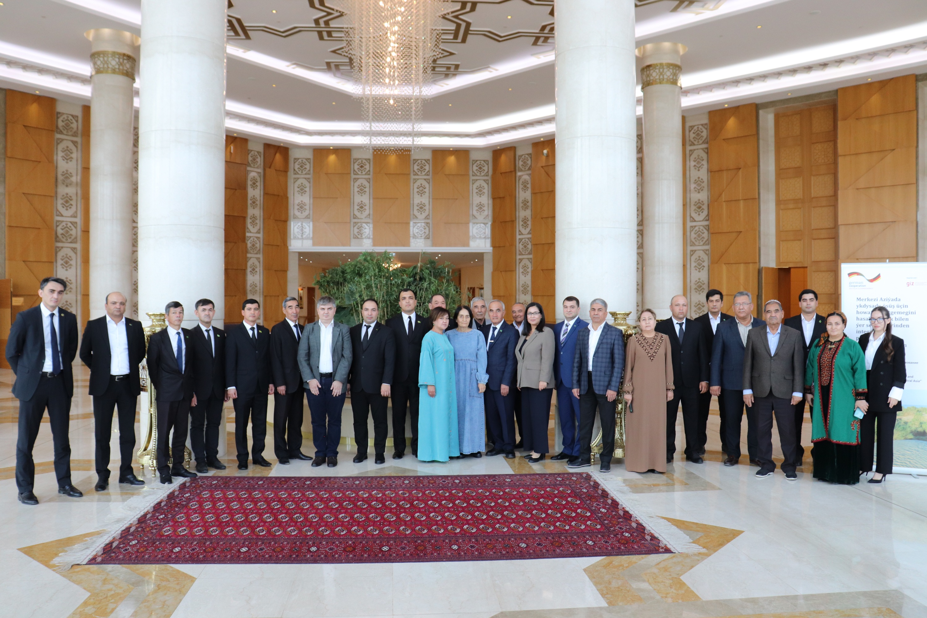 Ведущие учёные Туркменистана рассмотрели меры, направленные на улучшение системы мониторинга состояния природных ресурсов