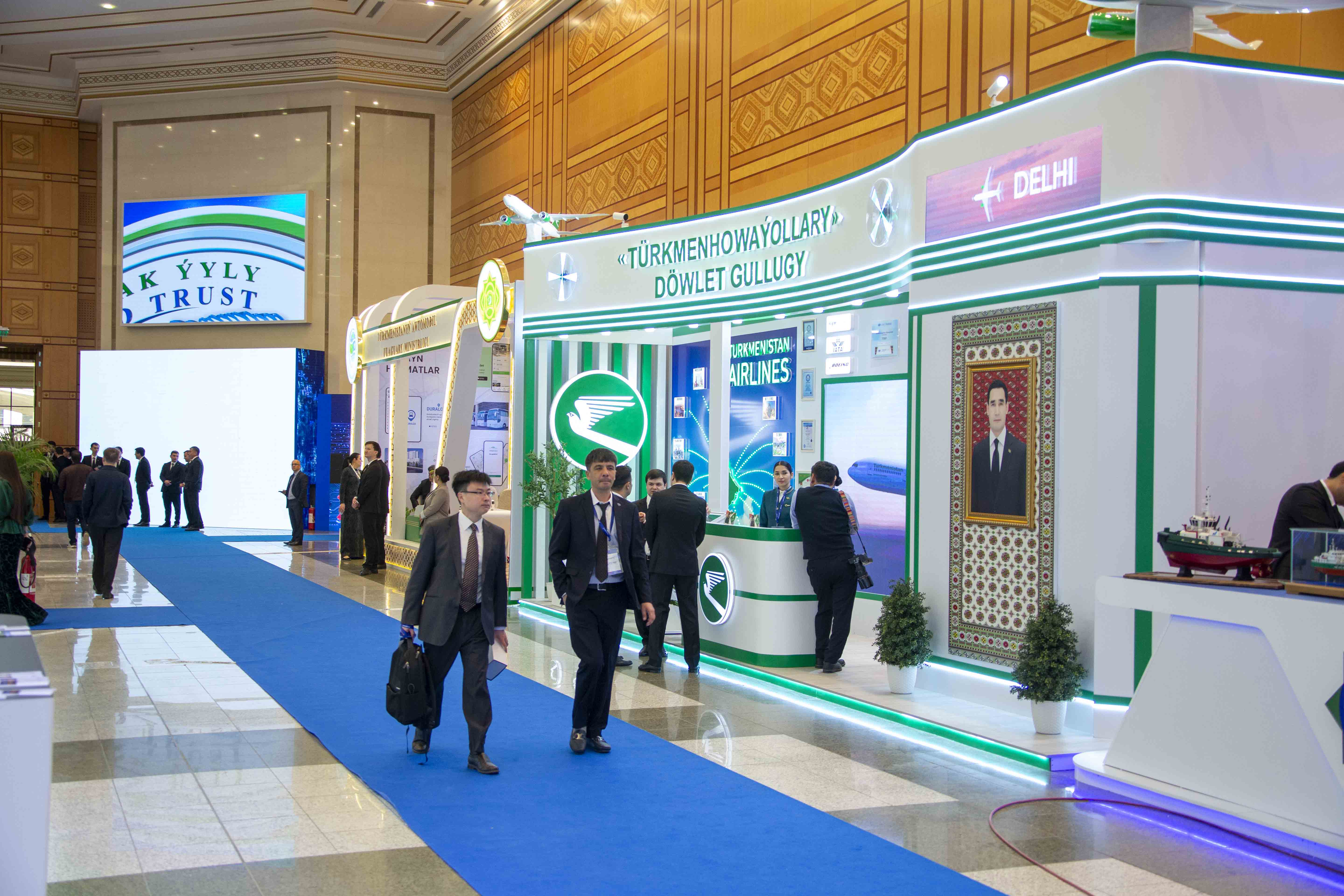 В столице проходят крупные международные мероприятия транспортно-коммуникационного комплекса