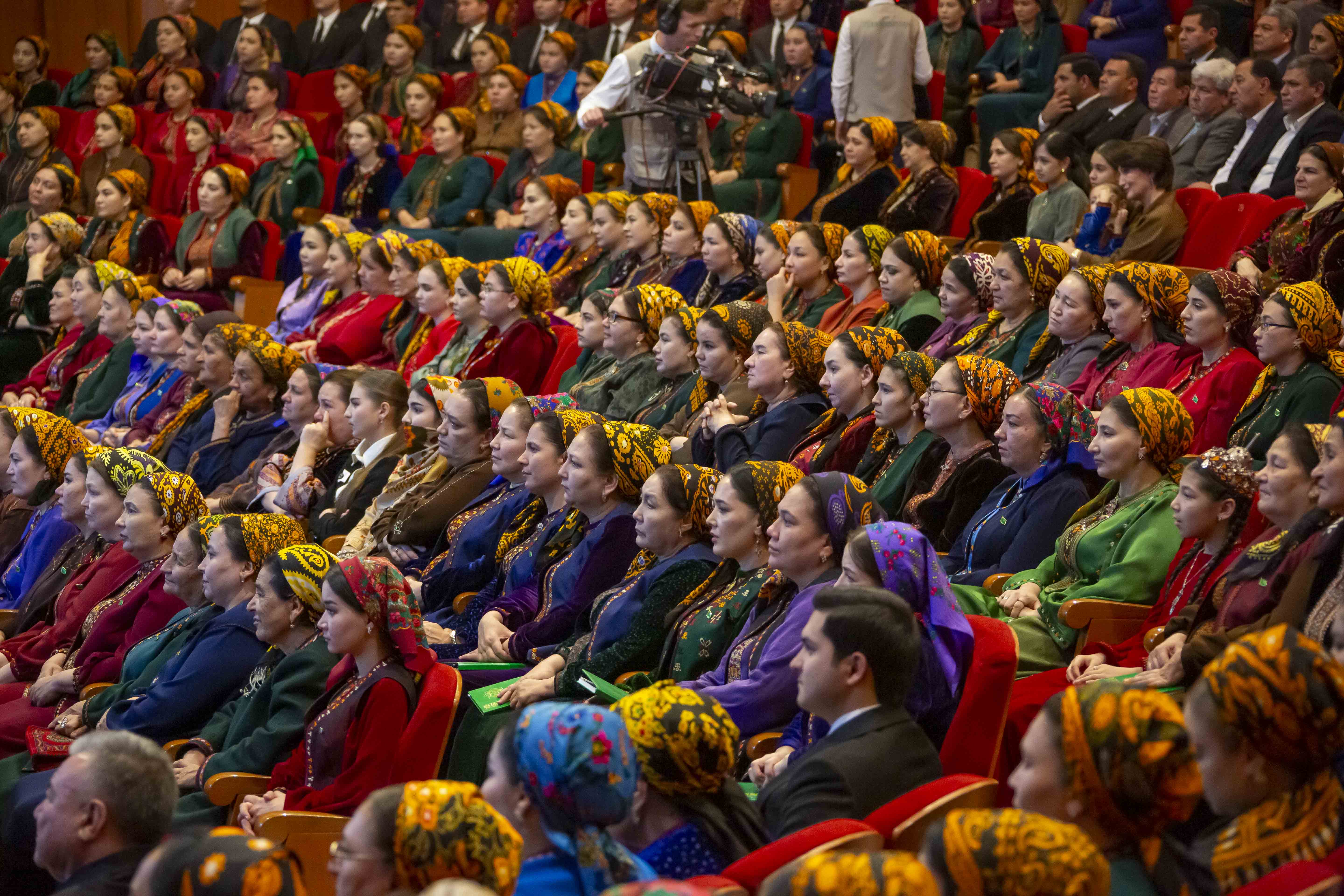 Creative evening dedicated to poet Gurbannazar Ezizov