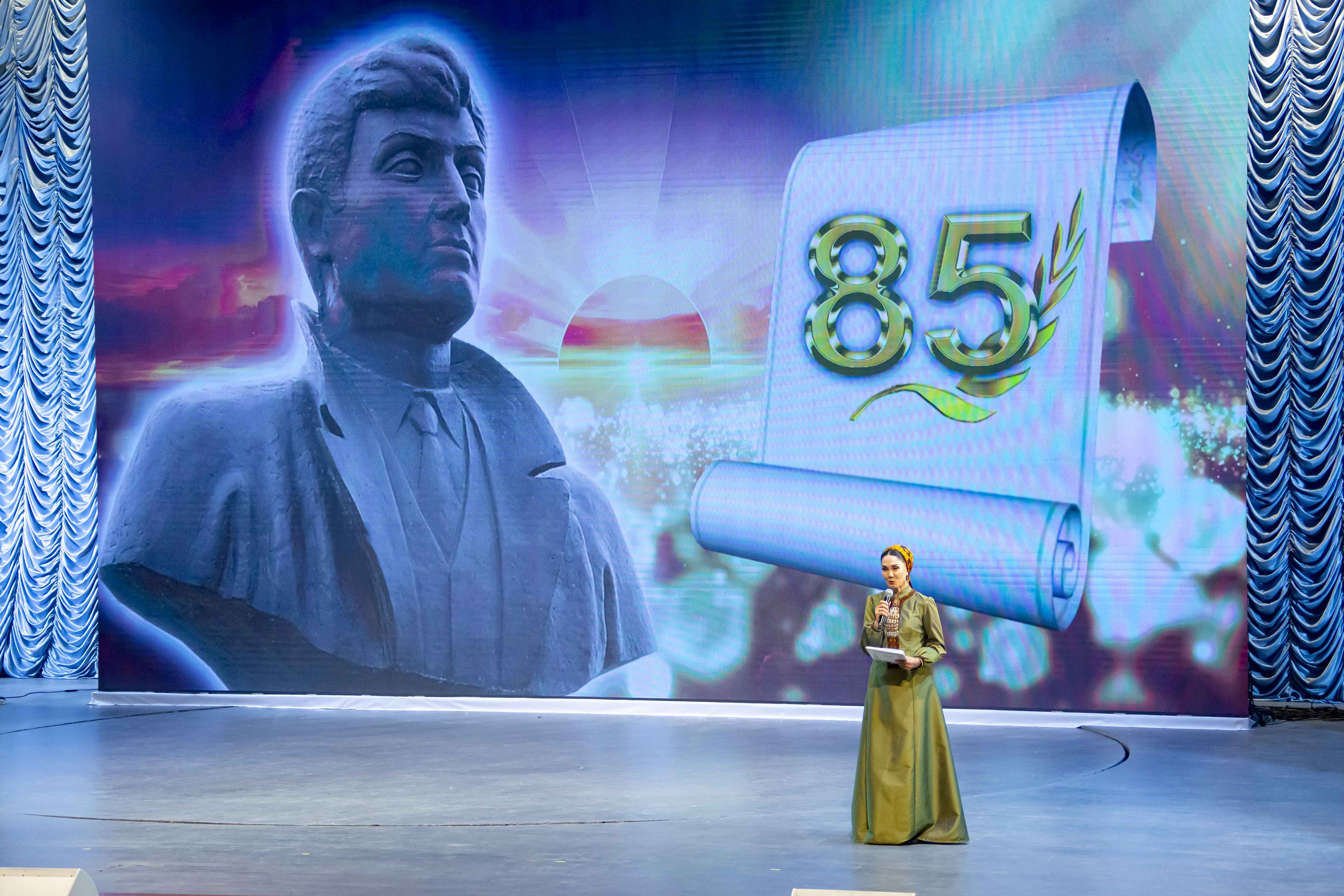 Creative evening dedicated to poet Gurbannazar Ezizov