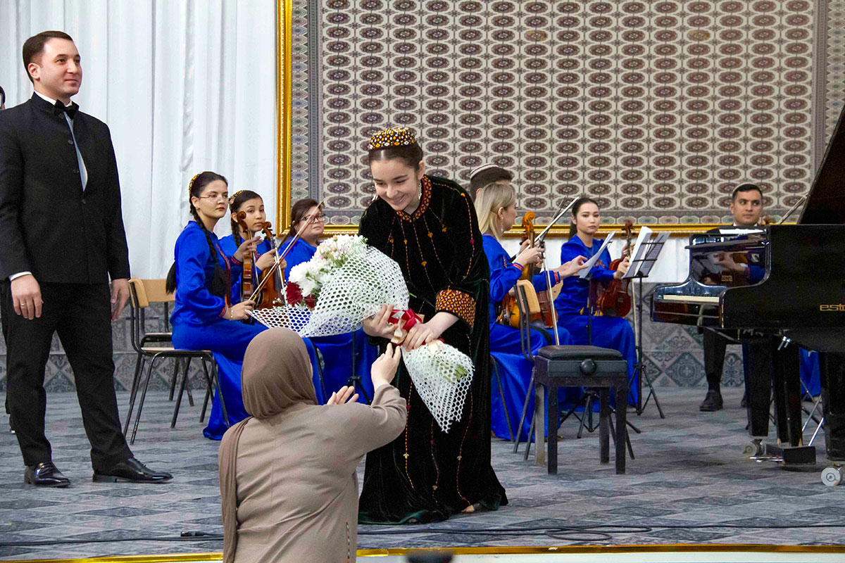 The Turkmen national conservatory celebrated the anniversary of Johann Sebastian Bach