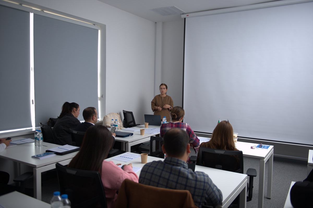 Ассоциация «Туркмен Логистика» провела тренинги для представителей транспортной отрасли