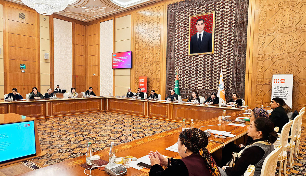 Turkmenistan’s agencies and UNFPA summarize the year’s work