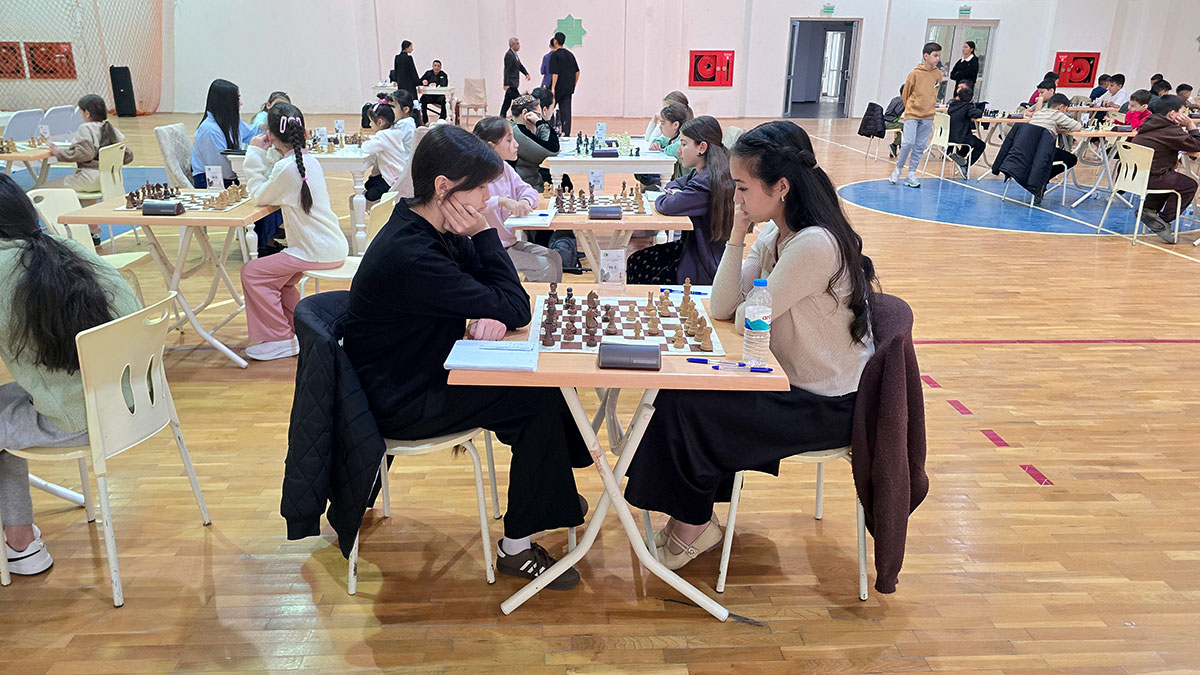 В Авазе стартовал первый в истории Балканского велаята профессиональный шахматный турнир Гран-при