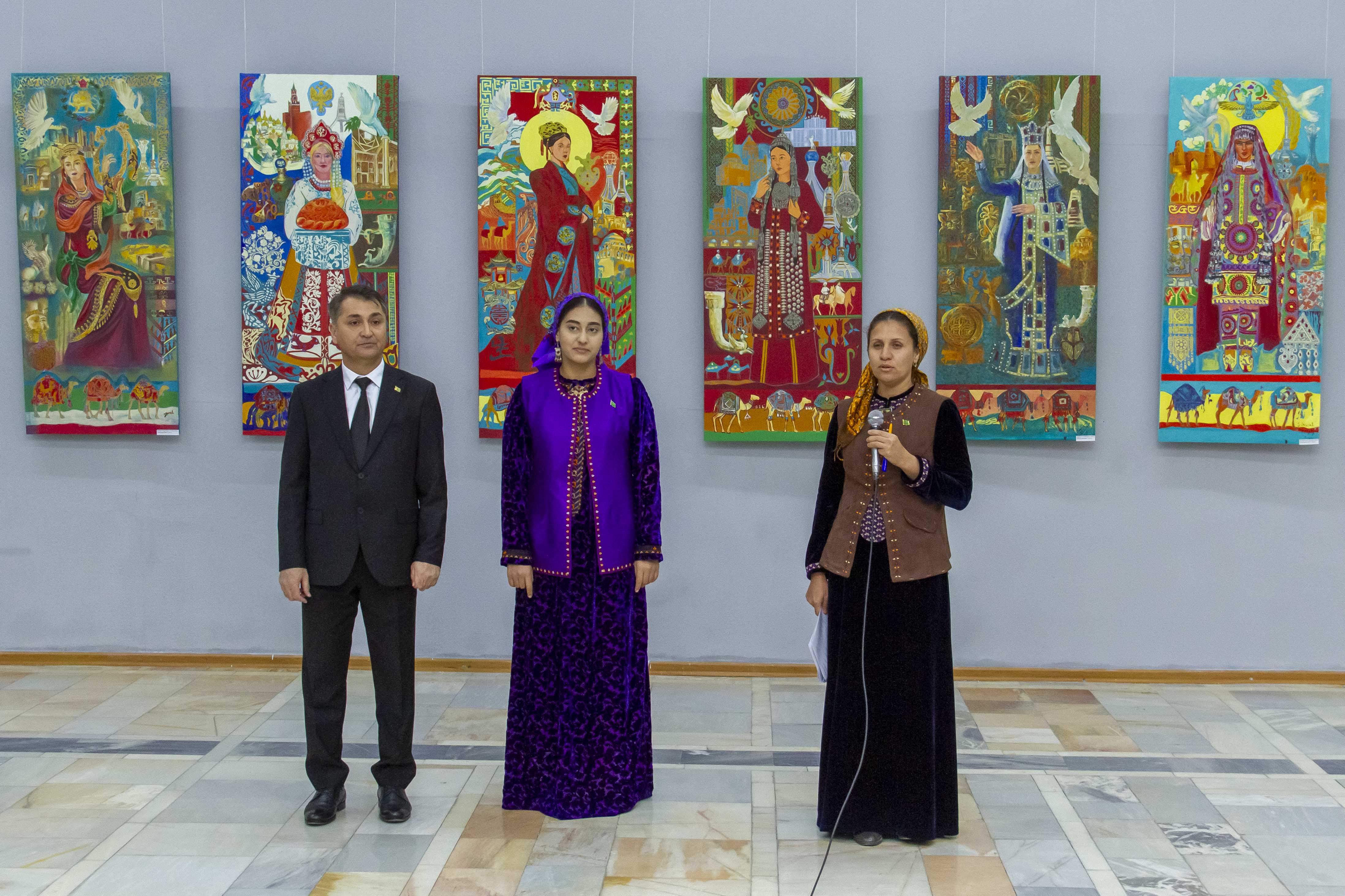 An exhibition of artists has opened – towards the neutrality of the country