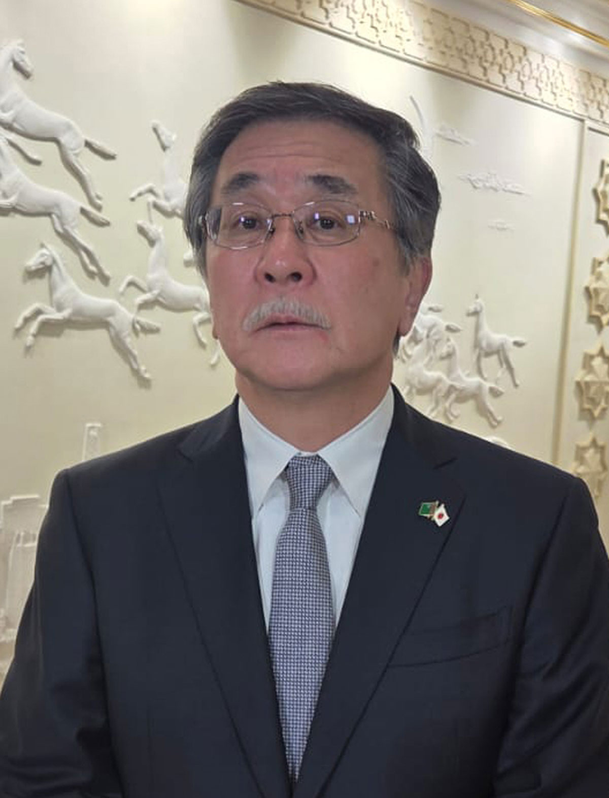 Gahryman Arkadagymyzyň Türkmen-ýapon dostluk toparynyň ýolbaşçysy bilen duşuşygy