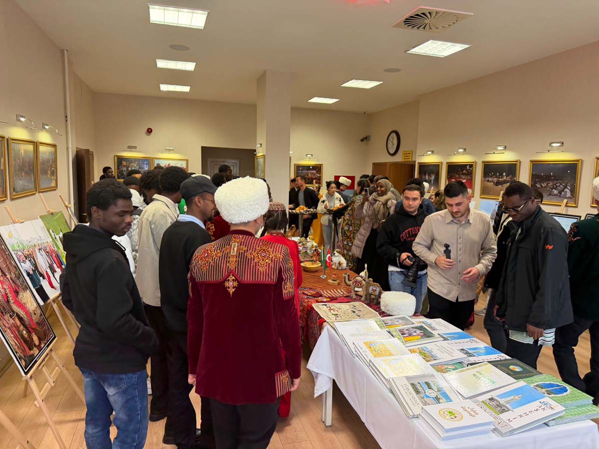 В Турции прошли мероприятия, посвященные 30-летию статуса Постоянного Нейтралитета Туркменистана