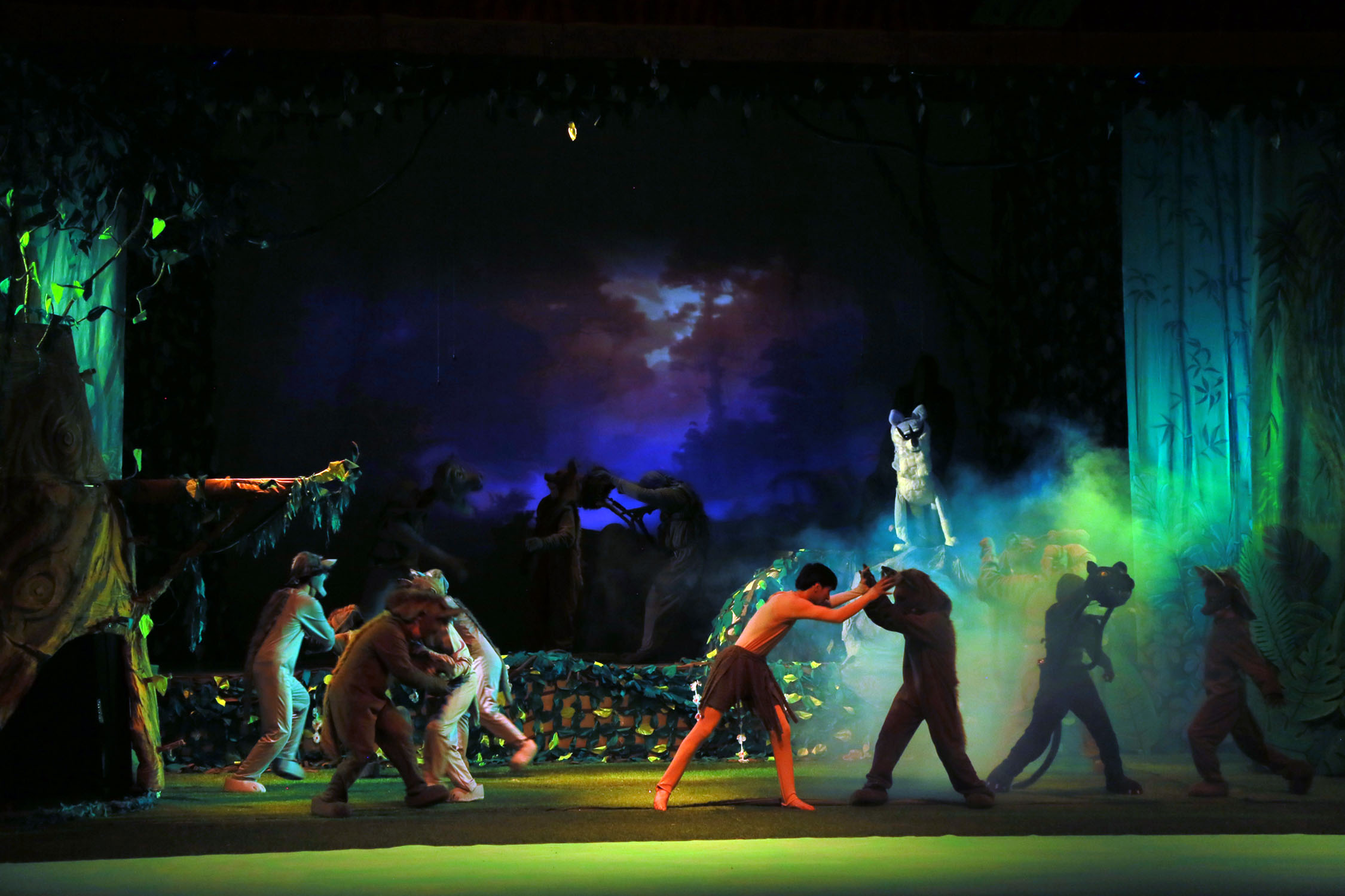 Maugli: Jeňňelde önüp-ösüp, adamkärçiligiňi saklamak