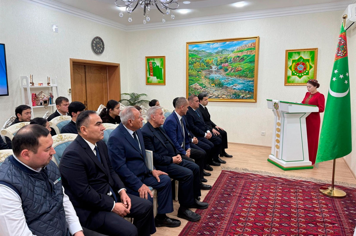 Türkmenistanyň Täjigistan Respublikasyndaky Ilçihanasynda Türkmenistanyň Prezidentiniň täze kitabynyň tanyşdyryş dabarasy geçirildi
