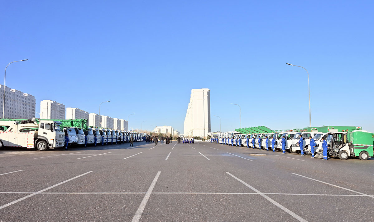 Täze, döwrebap tehnikalar gelip gowuşdy