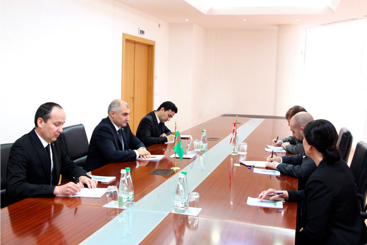 A meeting with the Ambassador of Canada to Turkmenistan was held at the MFA of Turkmenistan