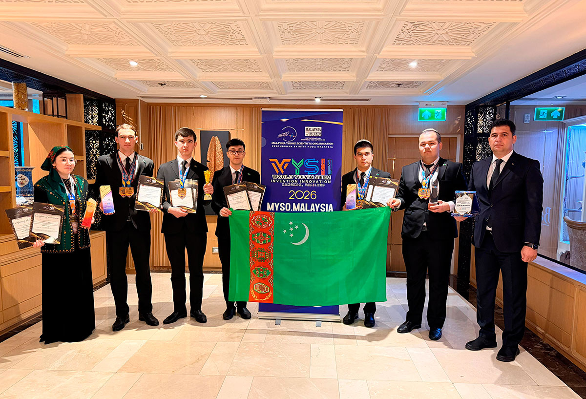 Молодые ученые из Туркменистана удостоены высших наград на Всемирном научном конкурсе в Бангкоке