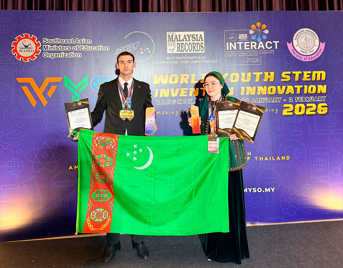 Молодые ученые из Туркменистана удостоены высших наград на Всемирном научном конкурсе в Бангкоке