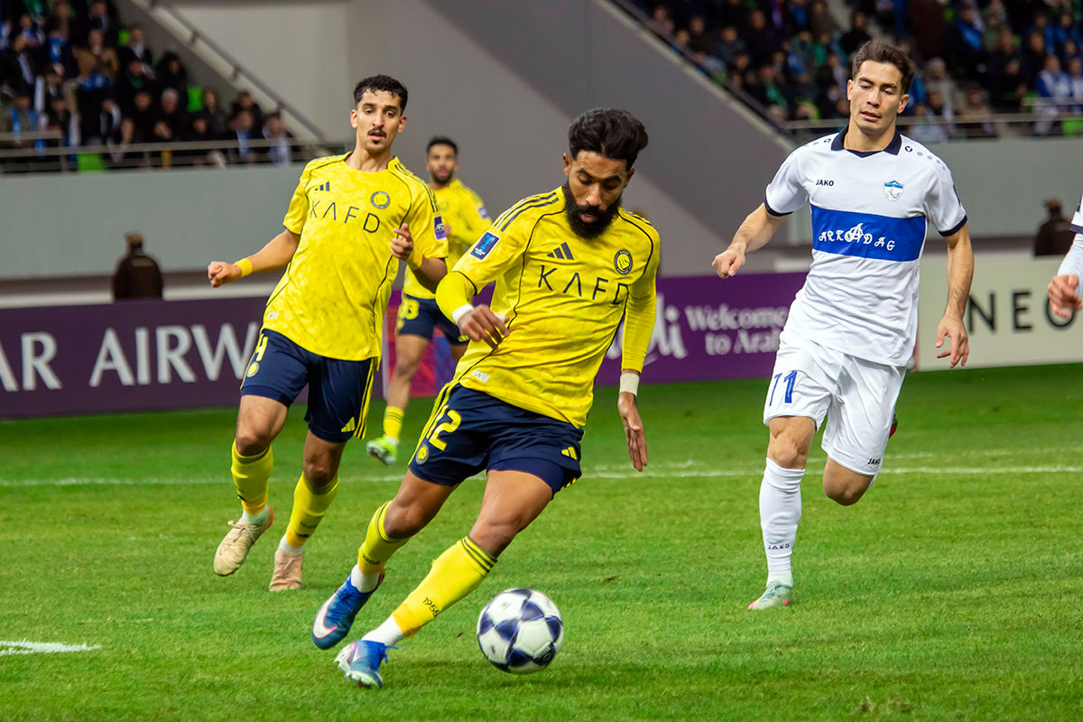 «Arkadag» we «Al-Nassr» futbol toparlary duşuşdy