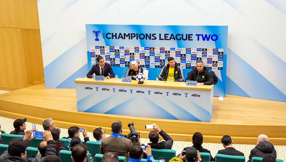 «Arkadag» we «Al-Nassr» futbol toparlary duşuşdy