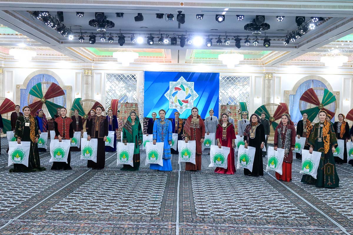 Belent maksatlara beslenen bäsleşik