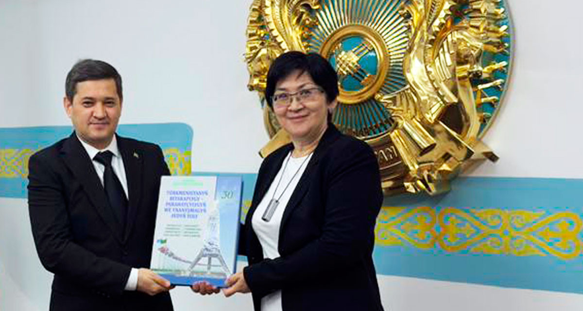 Almaty şäherinde 2026-njy ýylyň «Garaşsyz, baky Bitarap Türkmenistan — bedew batly at-myradyň mekany» atly şygaryna bagyşlanan çäre geçirildi