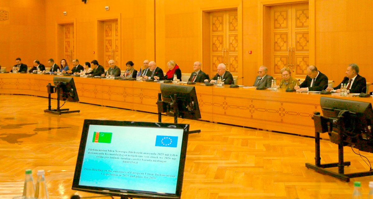 В МИД Туркменистана состоялся брифинг по сотрудничеству с ЕС