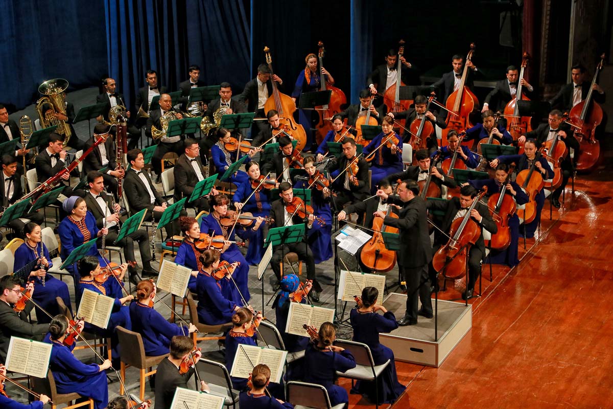 Симфония восточных легенд и русских сказок