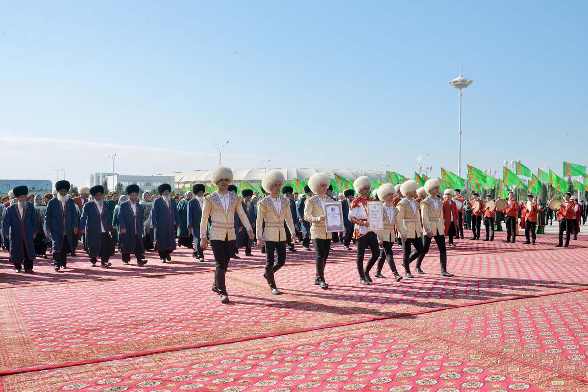 «Galkynyş» milli at üstündäki oýunlar topary Lebap welaýatynda