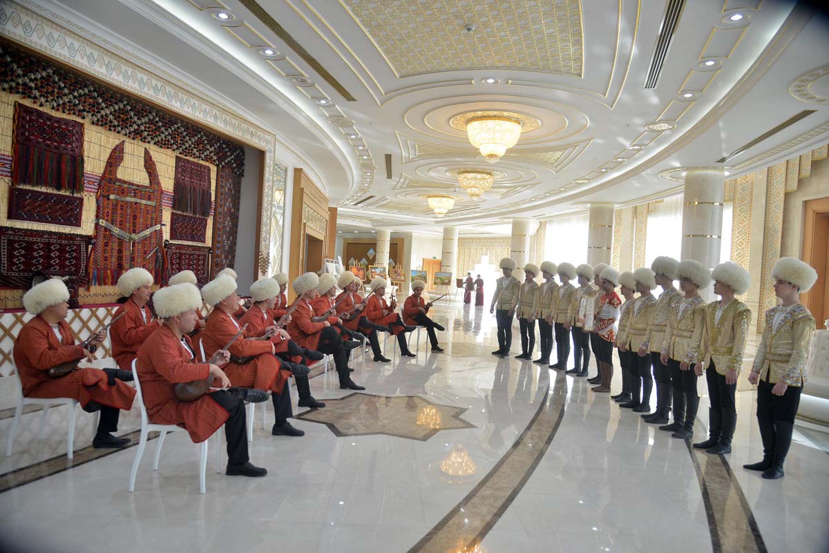 «Galkynyş» milli at üstündäki oýunlar topary Lebap welaýatynda