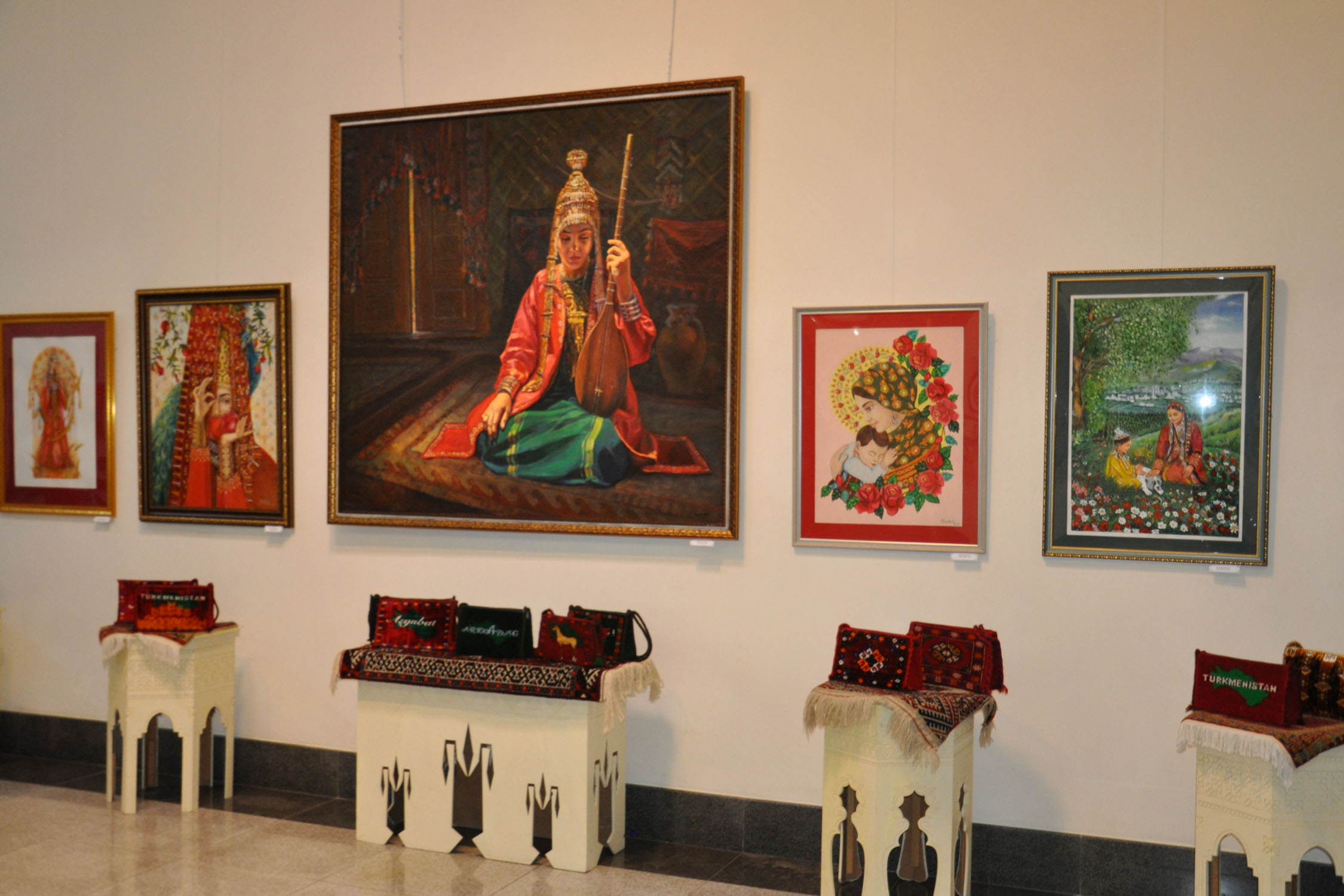“Sungat äleminiň bahary” exhibition opened at the State Academy of Arts of Turkmenistan