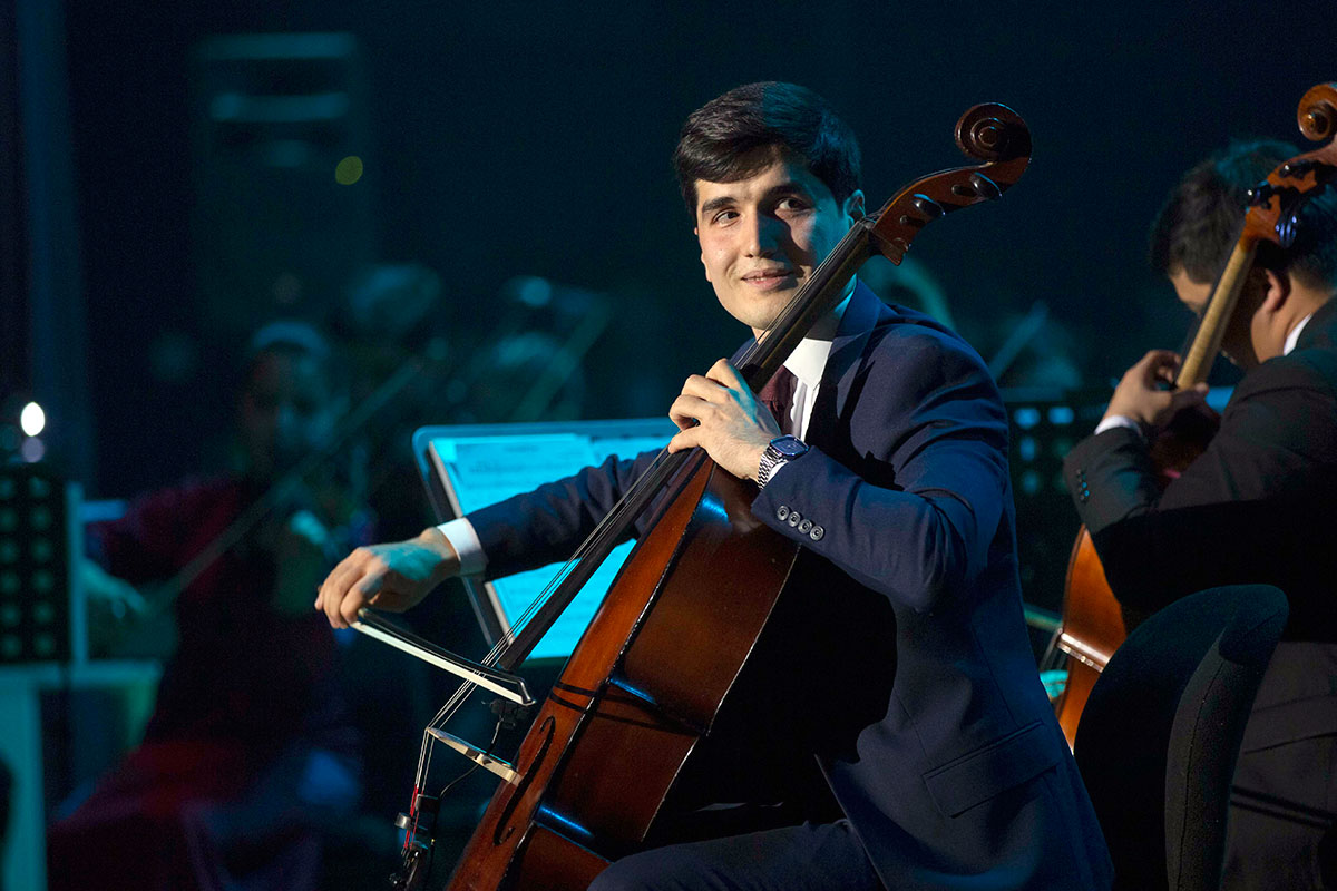 Весенний букет оркестра «Мелодия»