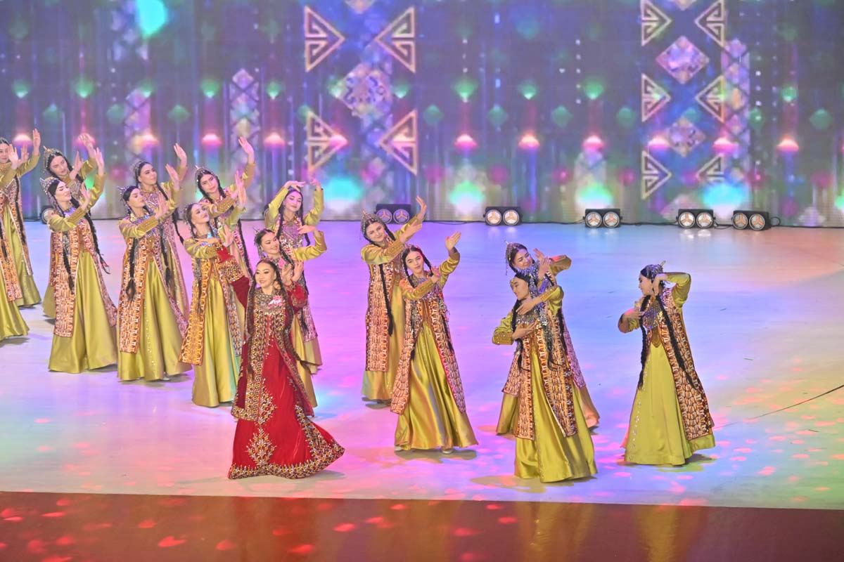 Праздничный концерт в столичном Дворце мукамов