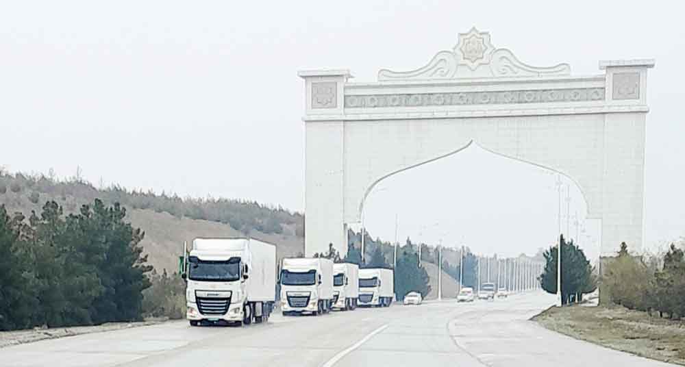 Ynsanperwer ýörelgeleri dowam etdirip