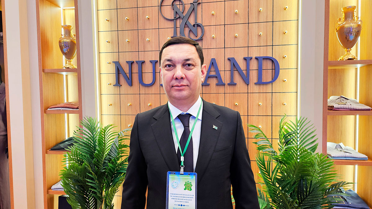 The national brand «Nurland» demonstrates the art of costume of the men