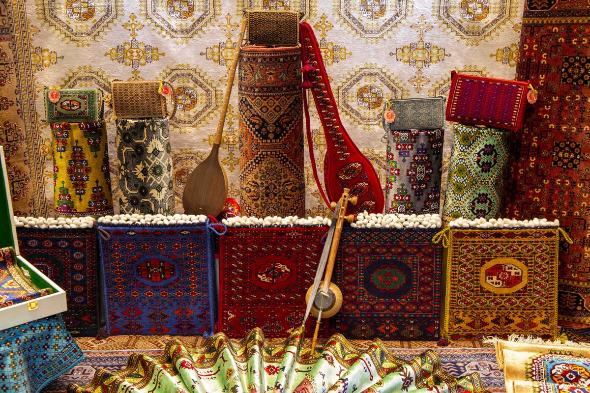 Aşgabatda hususy pudagyň gazananlarynyň sergisi geçirilýär