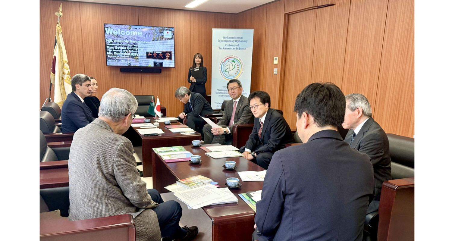 Ýaponiýanyň Çiba uniwersitetinde 2026-njy ýylyň şygaryna – «Garaşsyz, baky Bitarap Türkmenistan – bedew batly at-myradyň mekany» bagyşlanan tegelek stol geçirildi