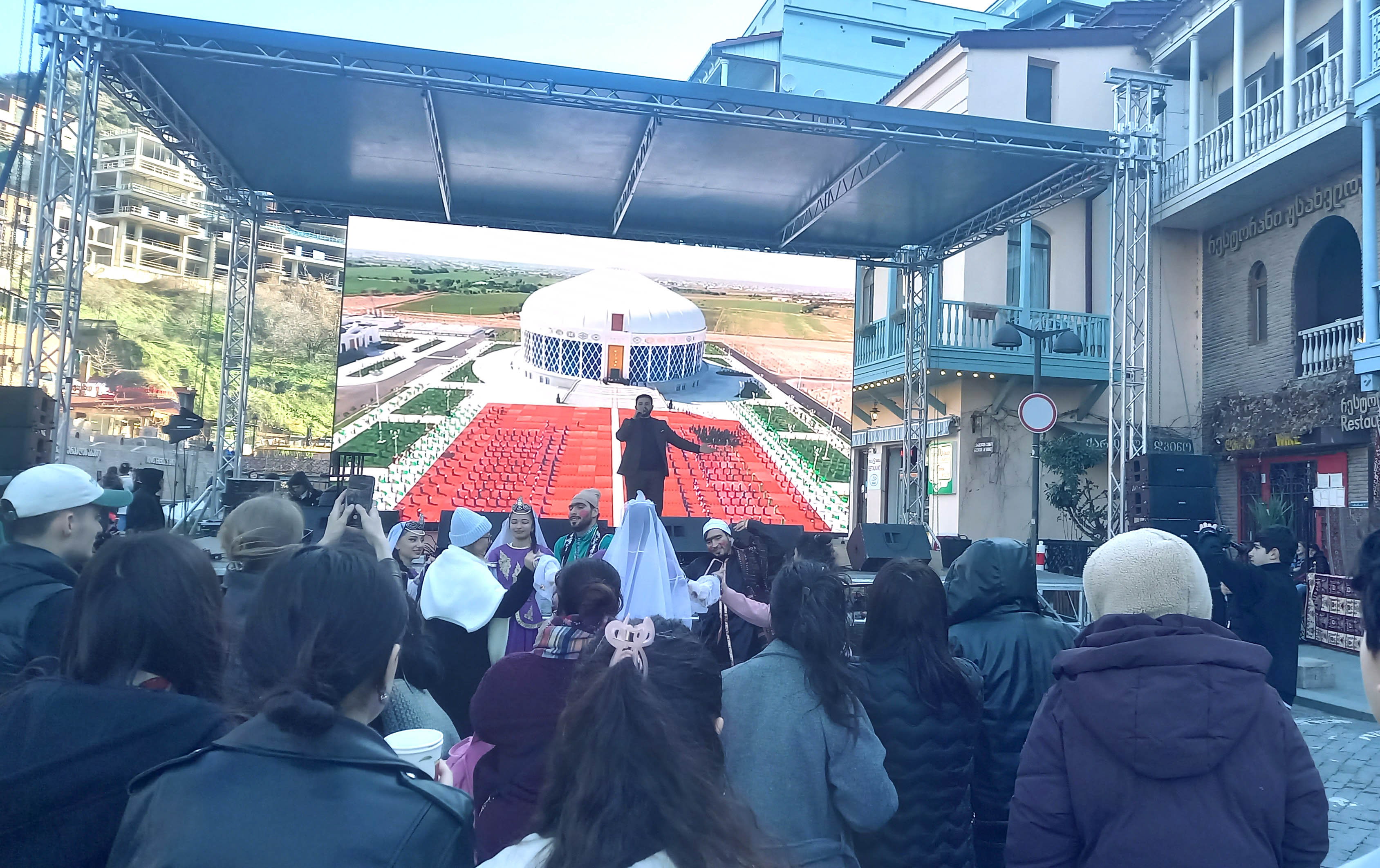 Tbiliside Halkara Nowruz gününiň dabaraly bellenilmegi: medeniýetleriň we däp-dessurlaryň jebisligi