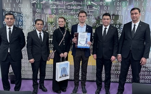 Türkmenistanyň wekilleri Kazanyň öňdebaryjy bilim IT-taslamalary bilen tanyşdylar