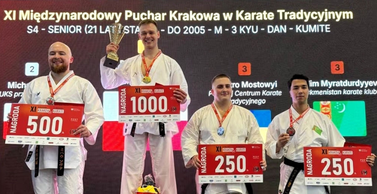 Туркменистанцы завоевали две бронзы на международном турнире по традиционному карате в Польше
