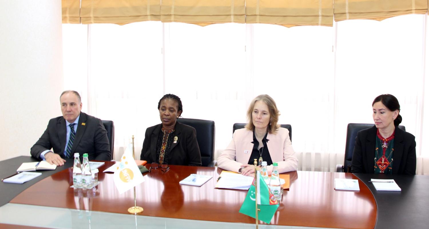 Обсуждены перспективы сотрудничества Туркменистана с ЮНФПА