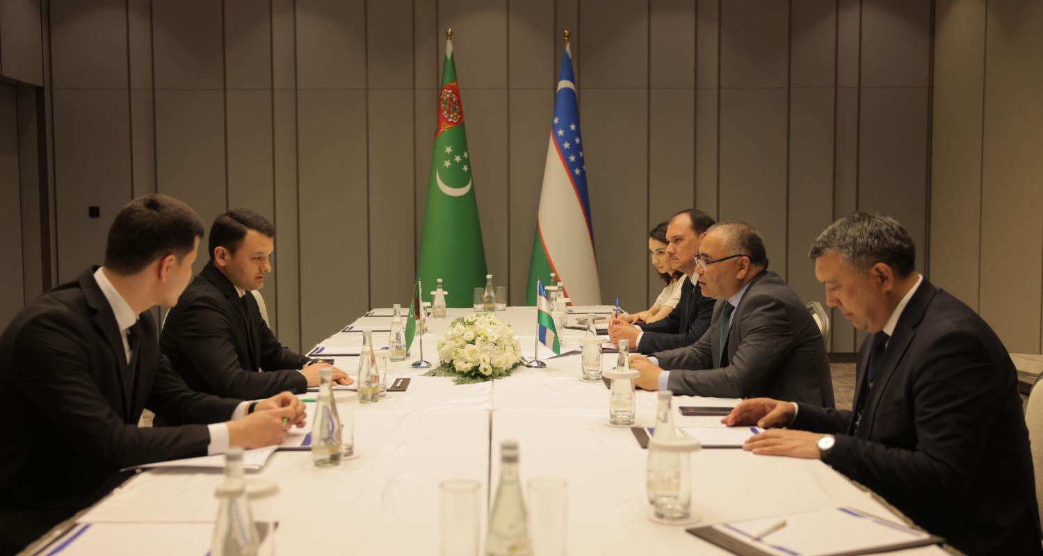 Türkmen wekiliýeti Daşkent şäherinde “Italiýa – Merkezi Aziýa – Azerbaýjan” formatynda geçirilen foruma gatnaşdy