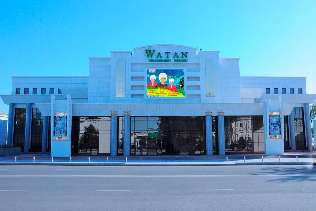 Легендарные хиты в живом звучании оркестра «Мелодия»