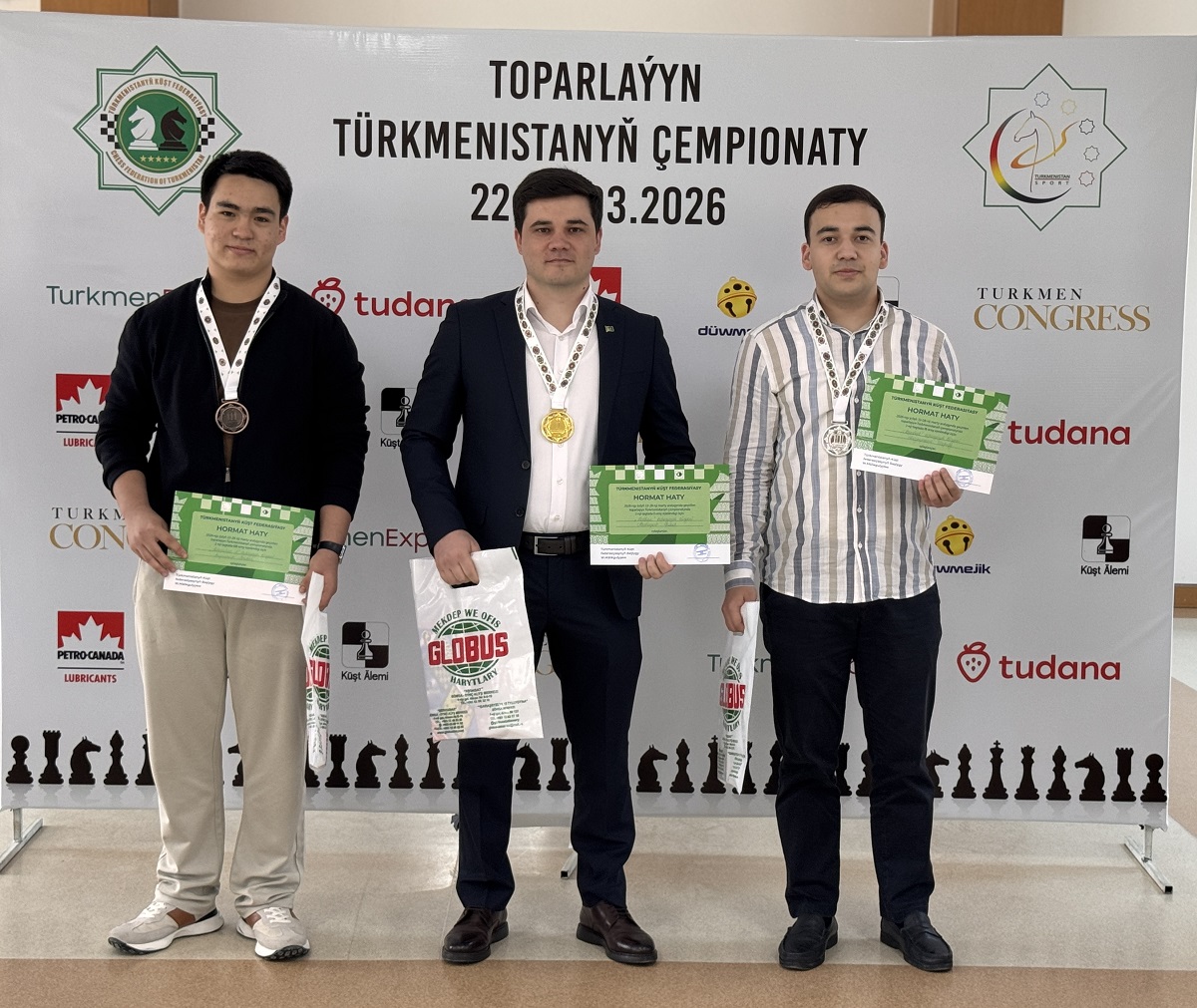 Подведены итоги первого в истории командного чемпионата Туркменистана по шахматам