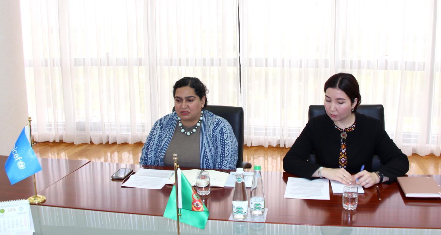 Türkmenistan bilen ÝUNISEF hyzmatdaşlygyň möhüm ugurlaryny ara alyp maslahatlaşdylar