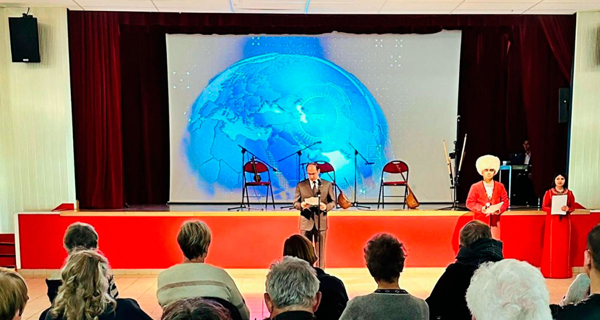 Concert of Masters of Culture and Arts of Turkmenistan in Gretz-Armainvilliers